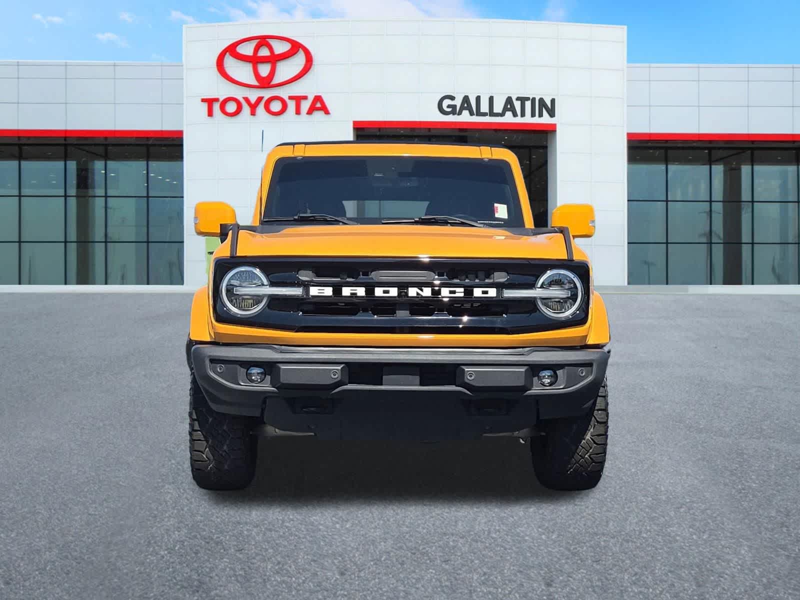 Thumbnail: 2022 Ford Bronco - 3