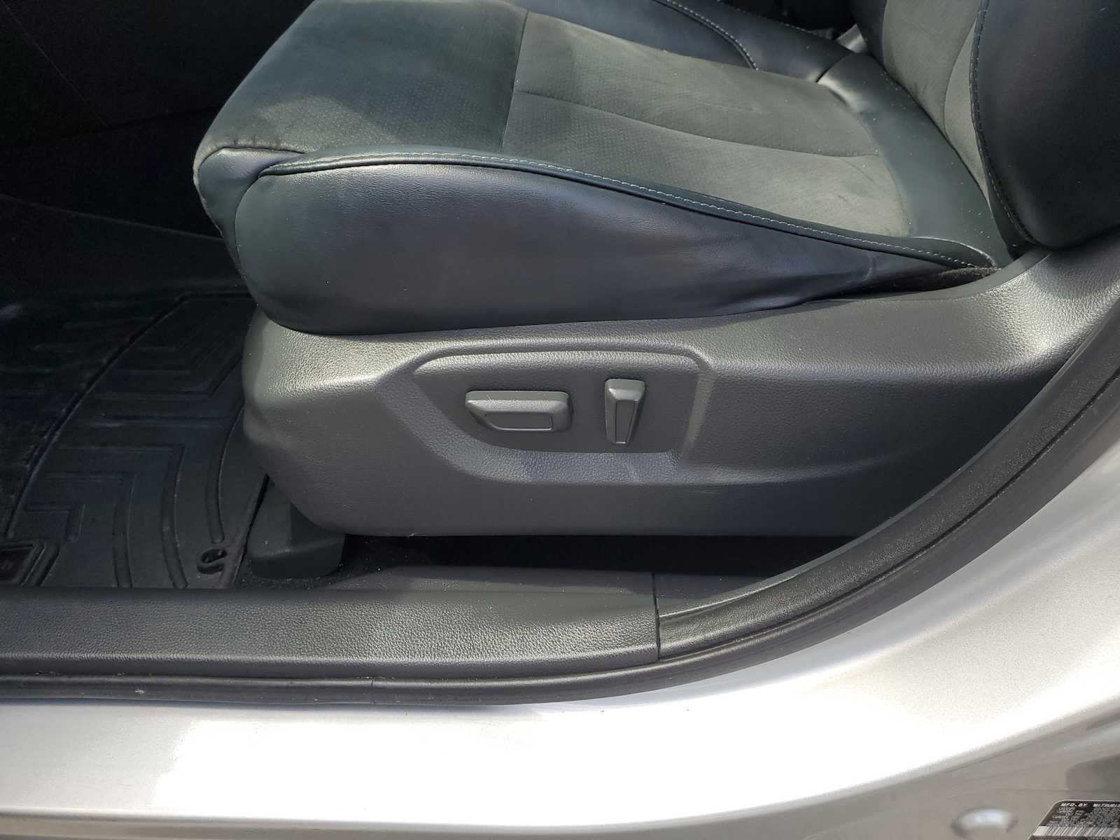 Thumbnail: 2022 Mitsubishi Eclipse Cross - 19