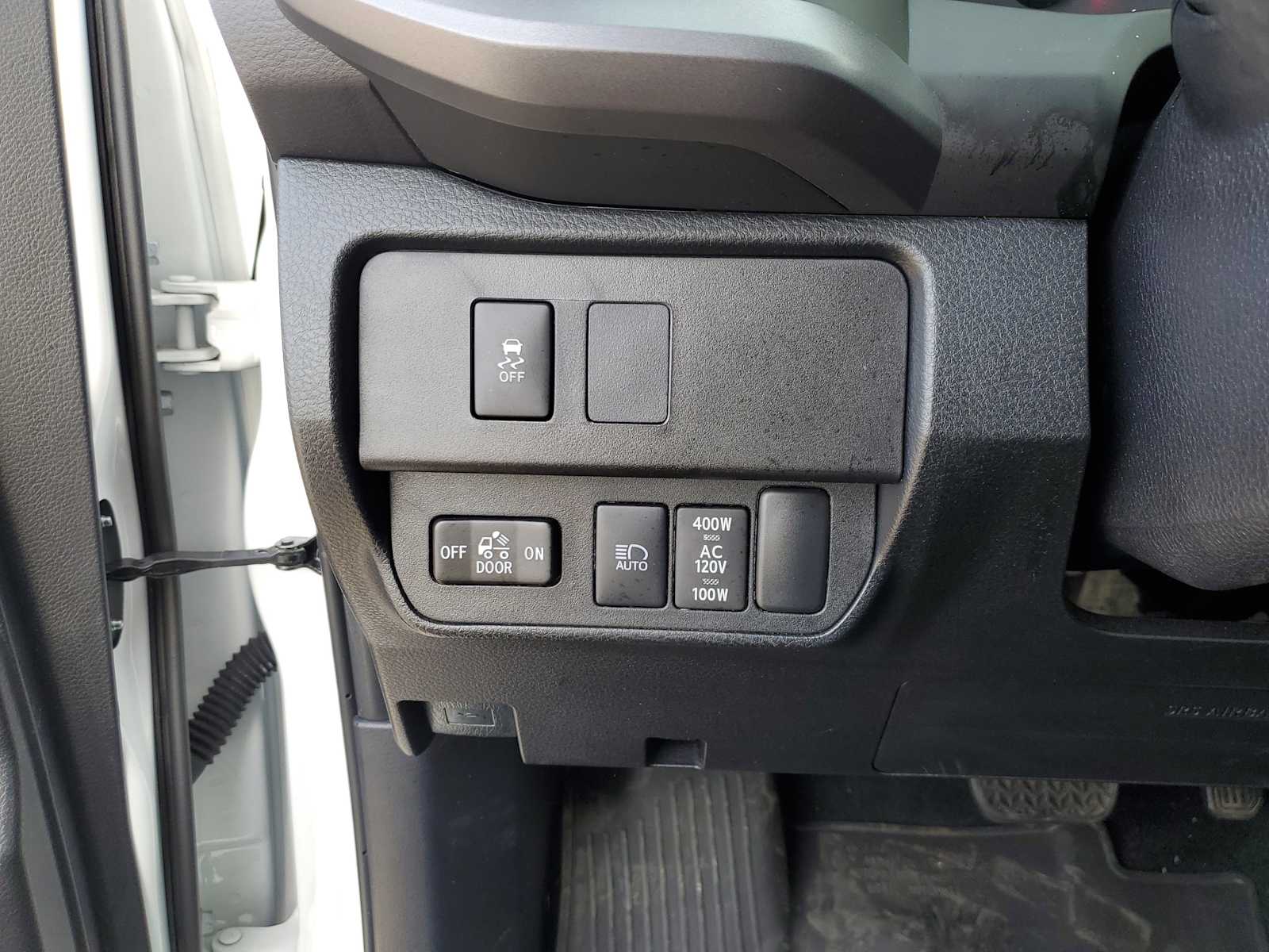 Thumbnail: 2023 Toyota Tacoma - 21