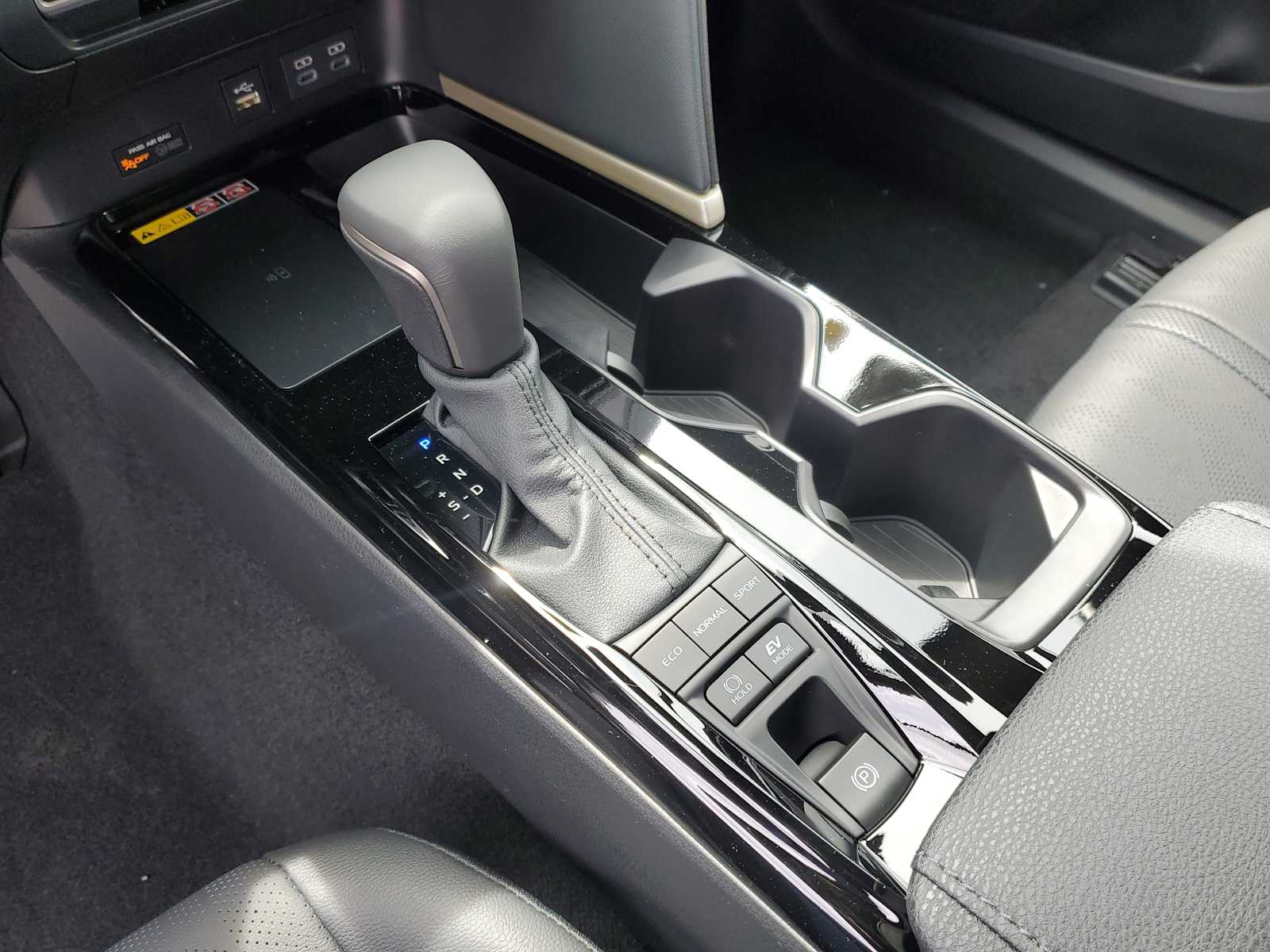 Thumbnail: 2026 Toyota Camry - 31