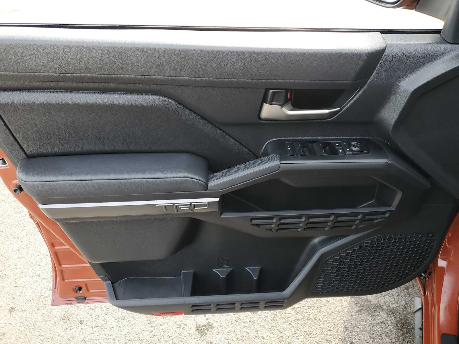 Thumbnail: 2025 Toyota Tacoma - 15