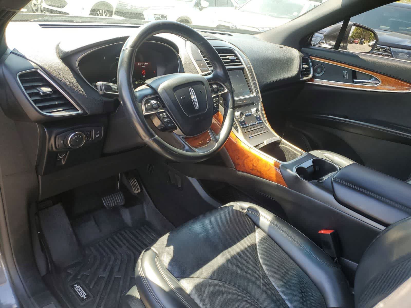 Thumbnail: 2020 Lincoln Nautilus - 20