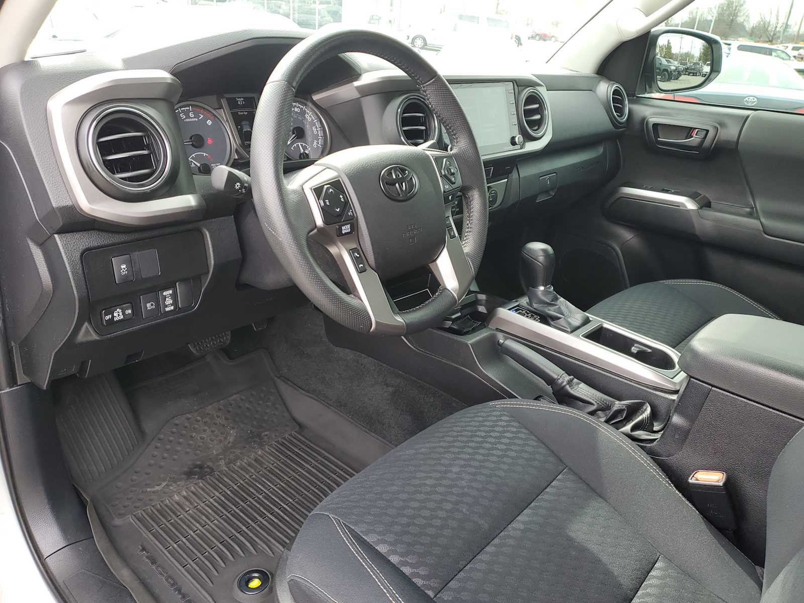 Thumbnail: 2021 Toyota Tacoma - 21