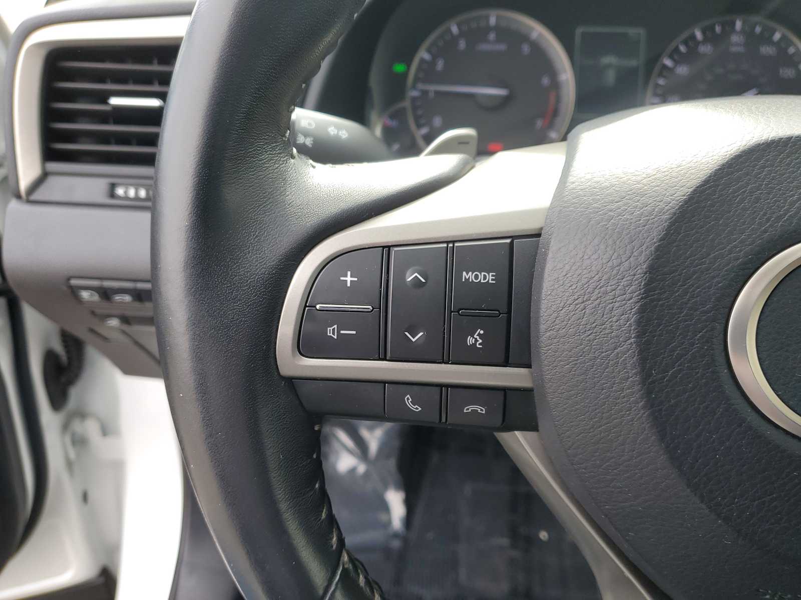 Thumbnail: 2021 Lexus RX - 23