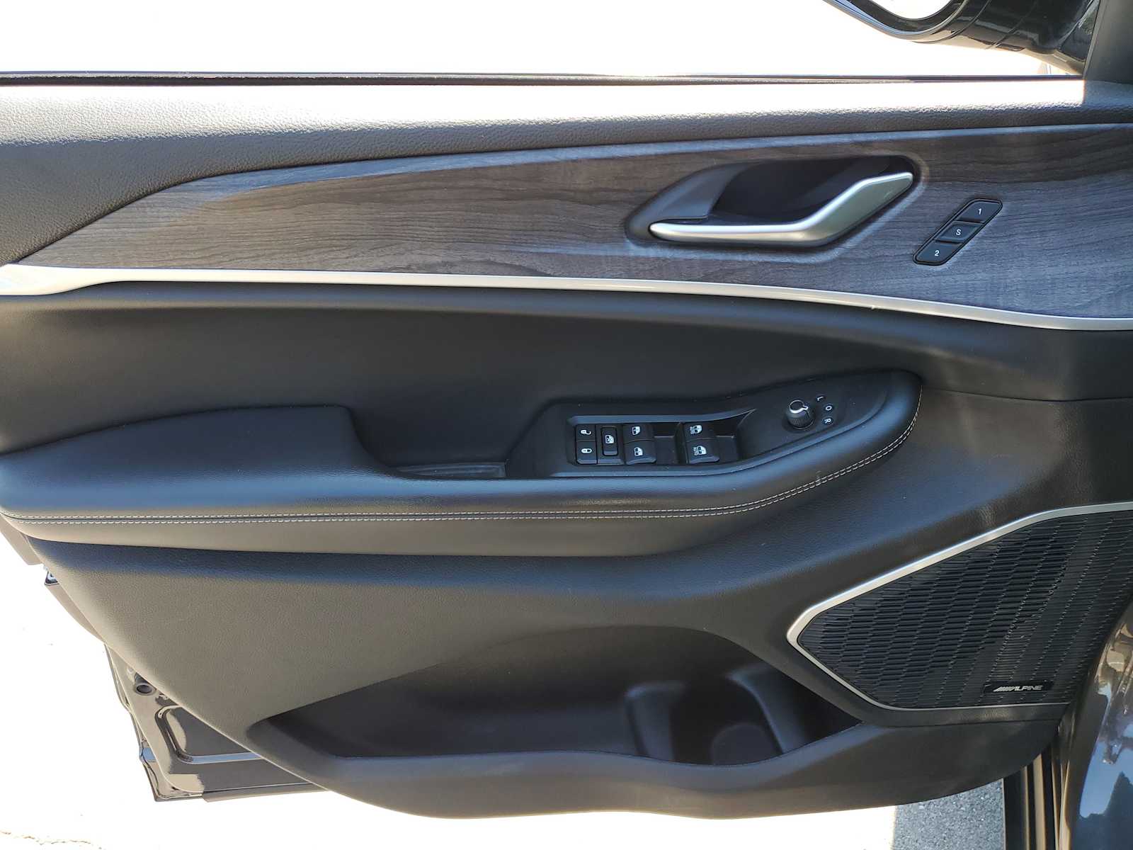 Thumbnail: 2021 Jeep Grand Cherokee L - 16