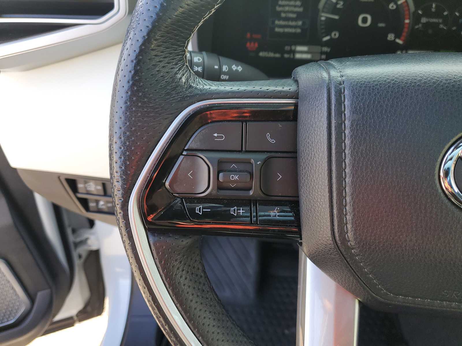 Thumbnail: 2022 Toyota Tundra - 22