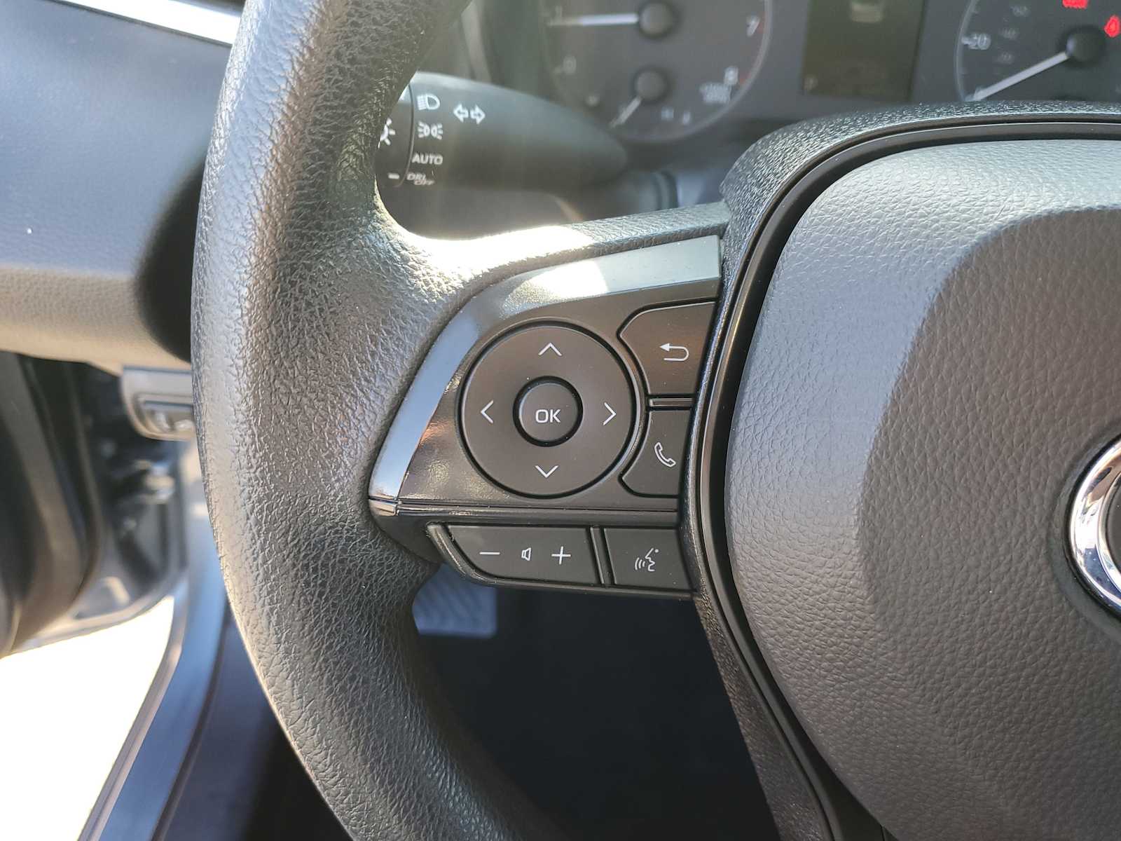 Thumbnail: 2024 Toyota Corolla - 23