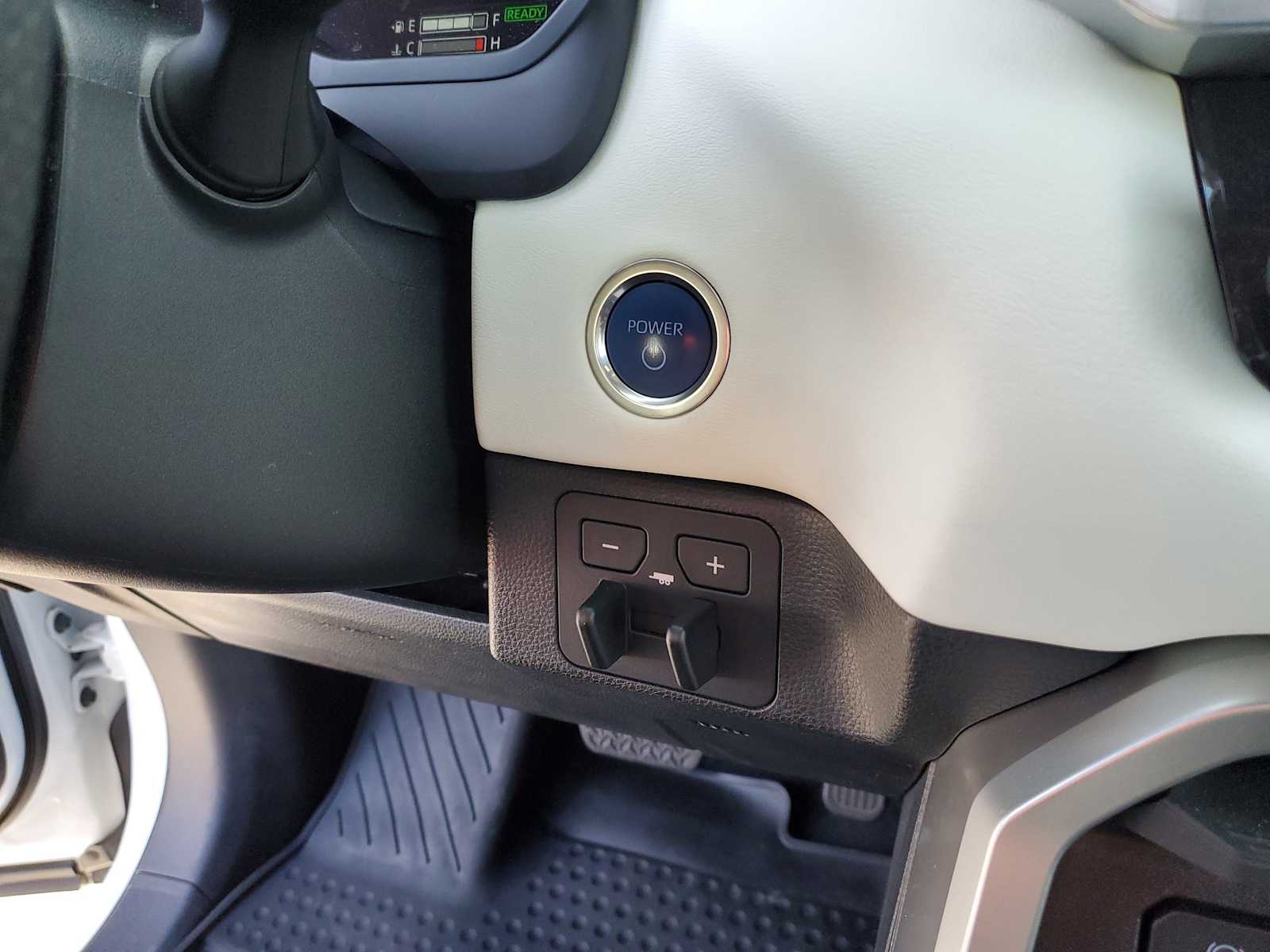 Thumbnail: 2022 Toyota Tundra - 26