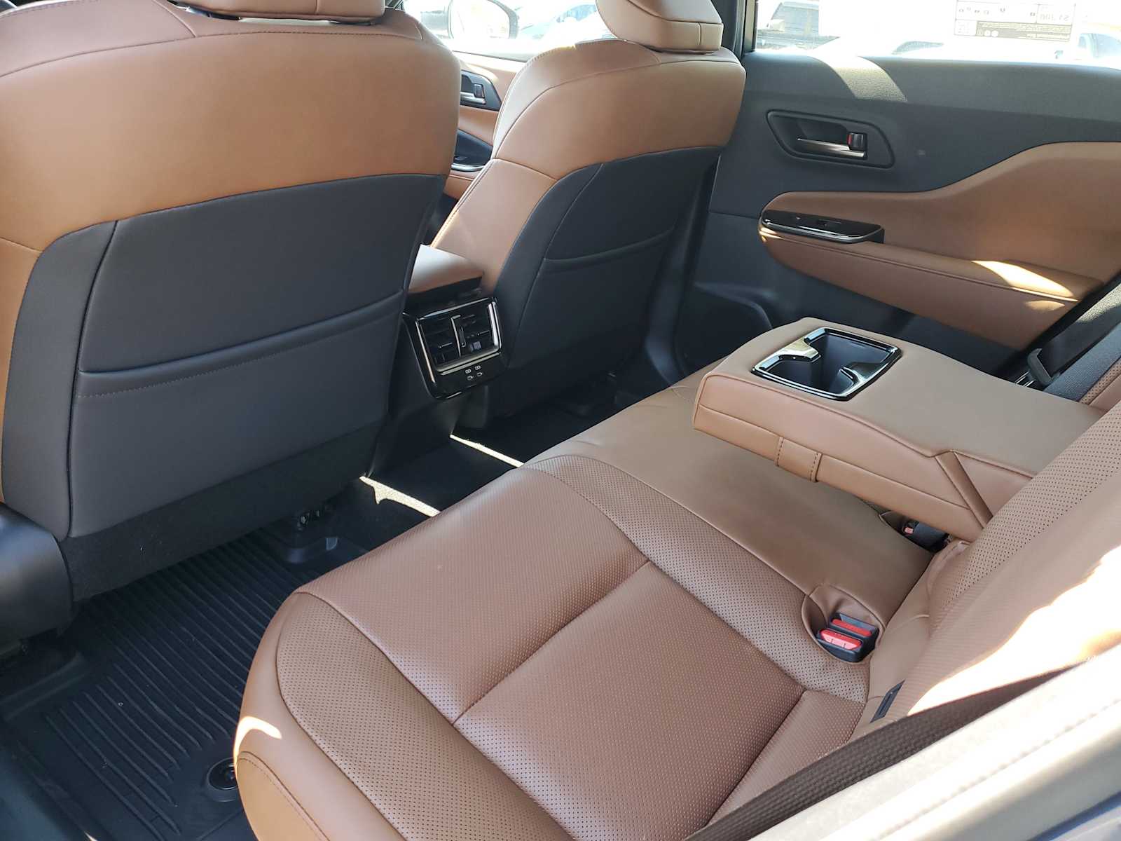 Thumbnail: 2026 Toyota Crown Signia - 14