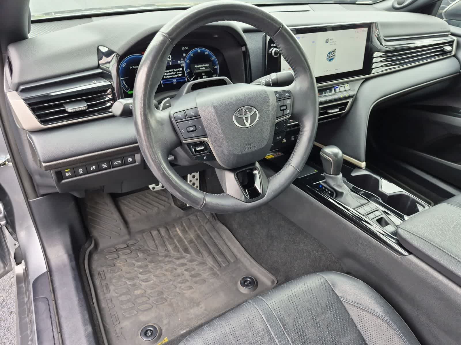 Thumbnail: 2025 Toyota Camry - 10