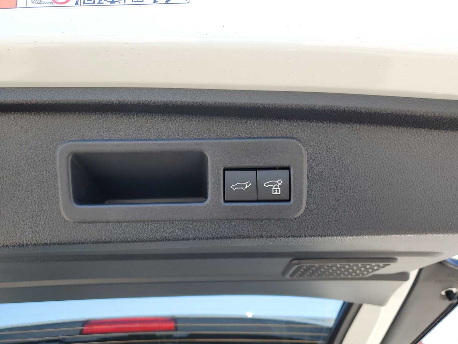 Thumbnail: 2026 Toyota 4Runner - 10