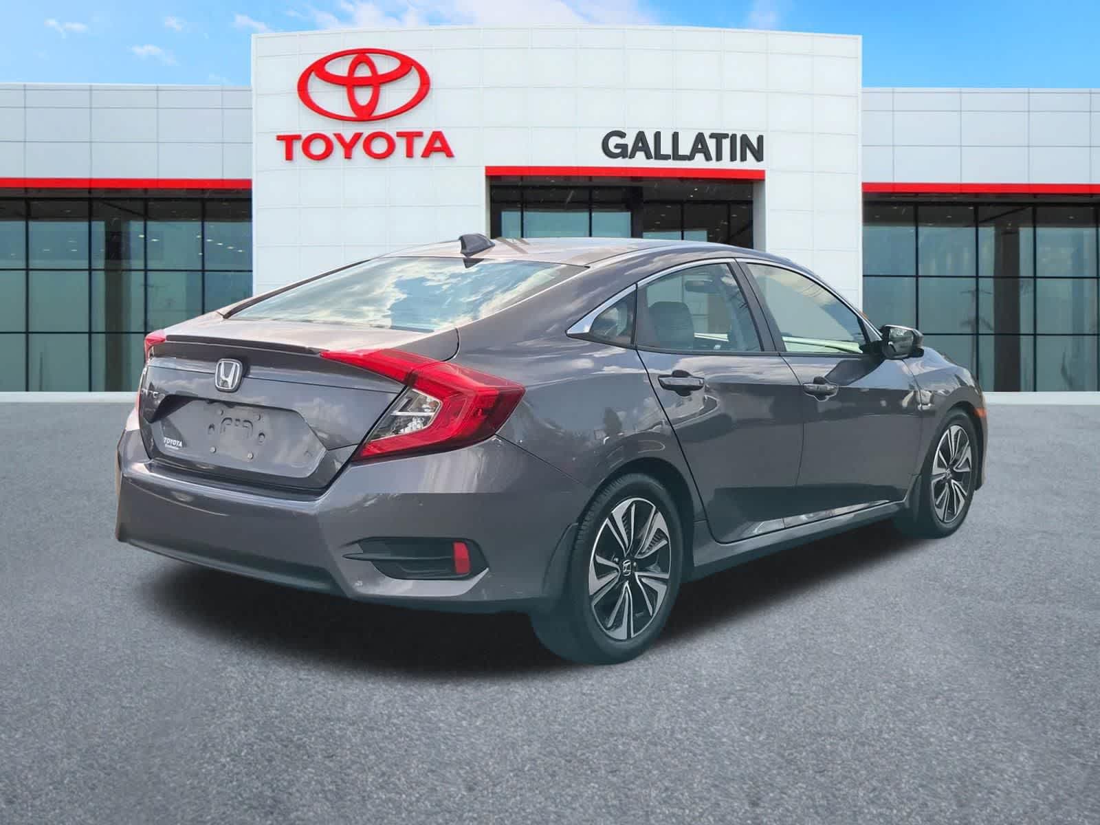 Thumbnail: 2016 Honda Civic - 8