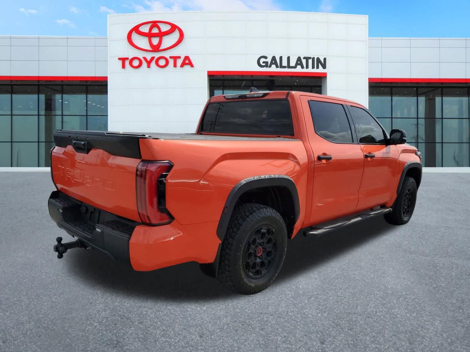 Thumbnail: 2022 Toyota Tundra - 3