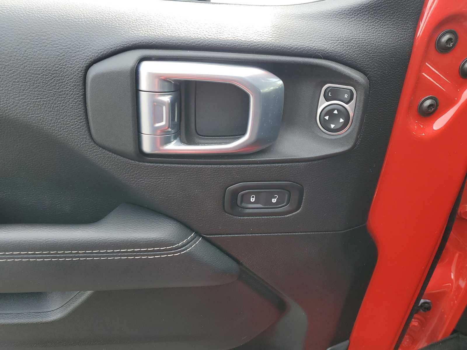 Thumbnail: 2021 Jeep Wrangler - 15