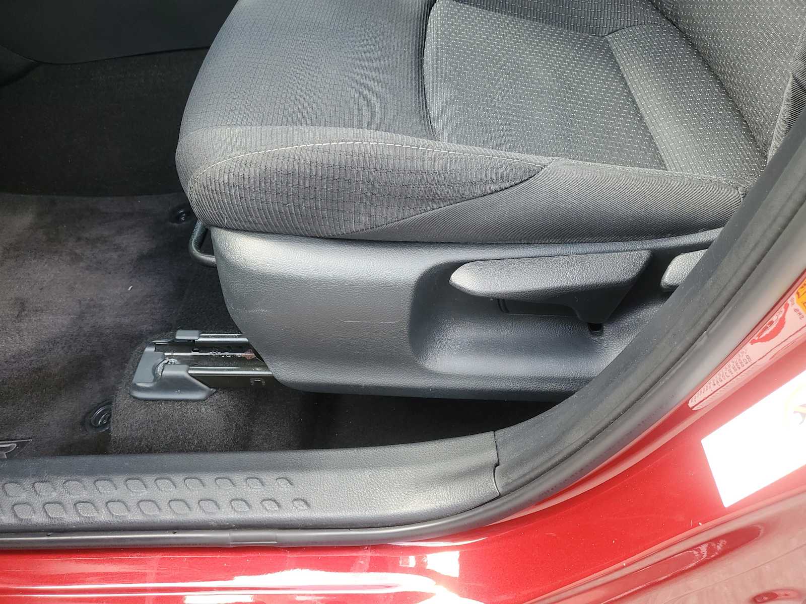 Thumbnail: 2018 Toyota C-HR - 19