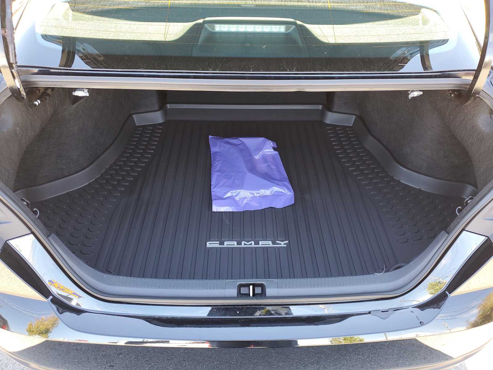 Thumbnail: 2026 Toyota Camry - 9