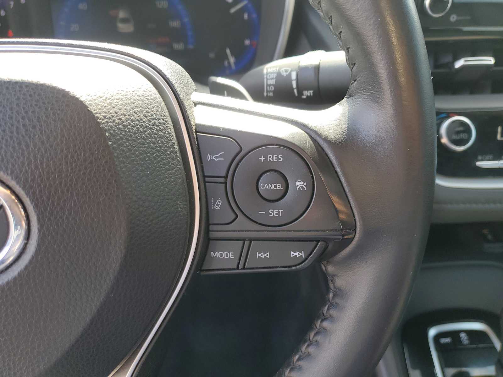 Thumbnail: 2021 Toyota Corolla - 24