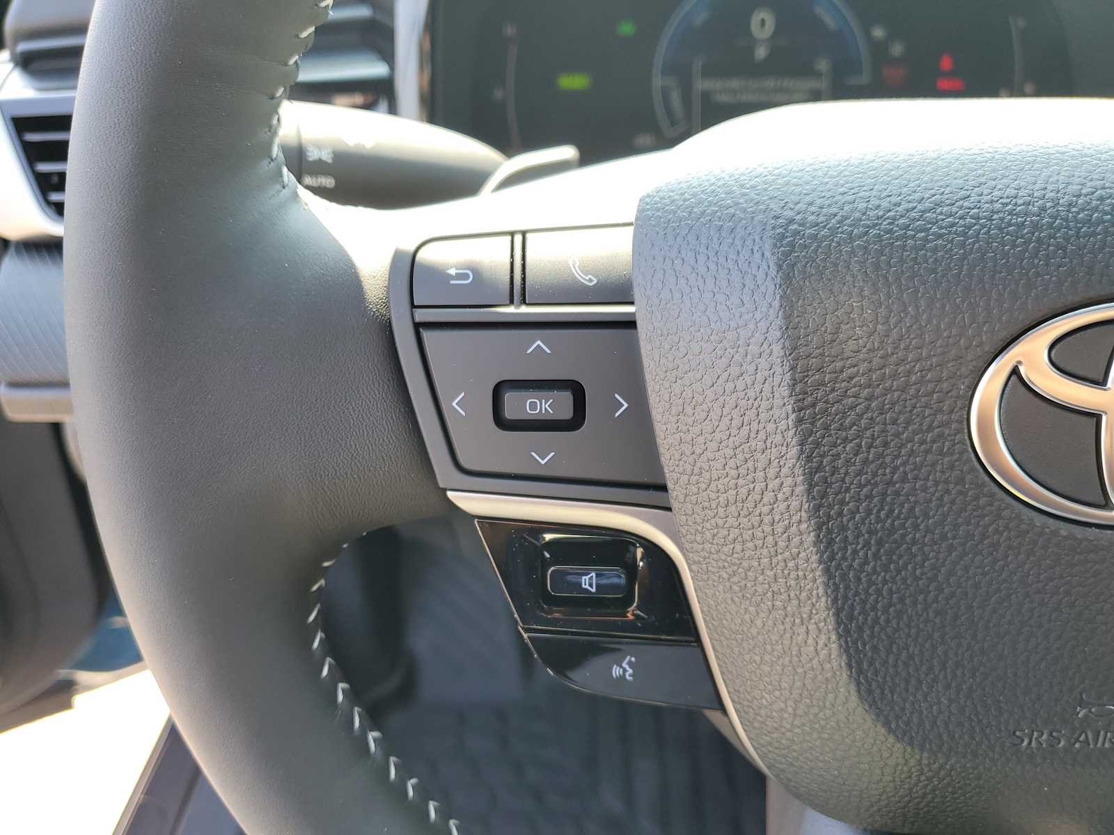 Thumbnail: 2026 Toyota Camry - 23