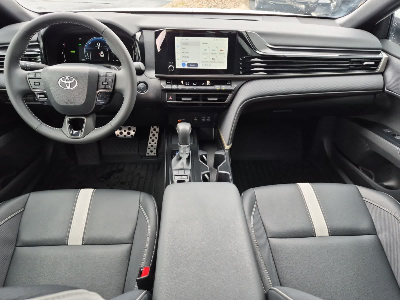 Thumbnail: 2025 Toyota Camry - 15