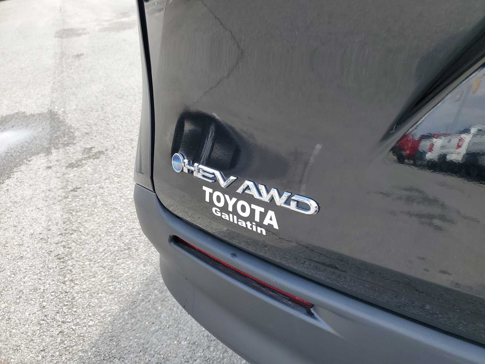 Thumbnail: 2025 Toyota Sienna - 8