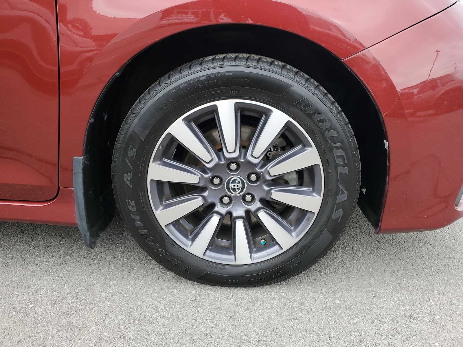 Thumbnail: 2020 Toyota Sienna - 5