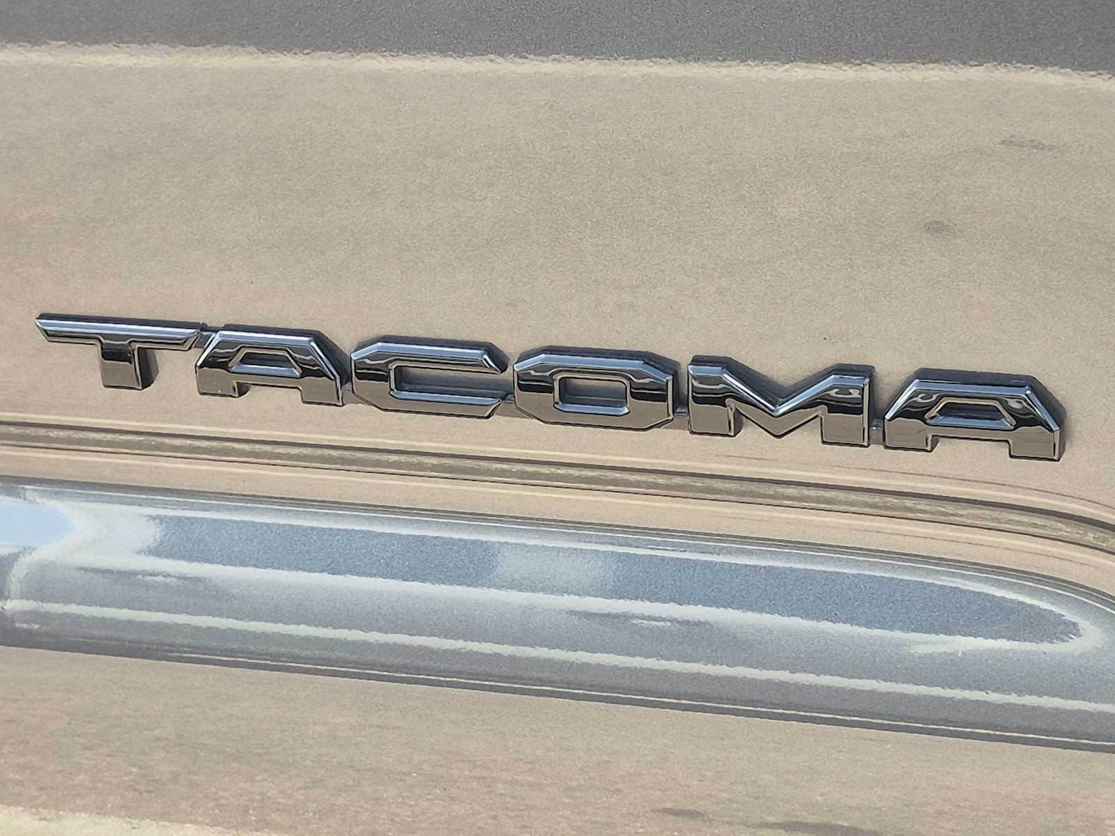 Thumbnail: 2023 Toyota Tacoma - 5