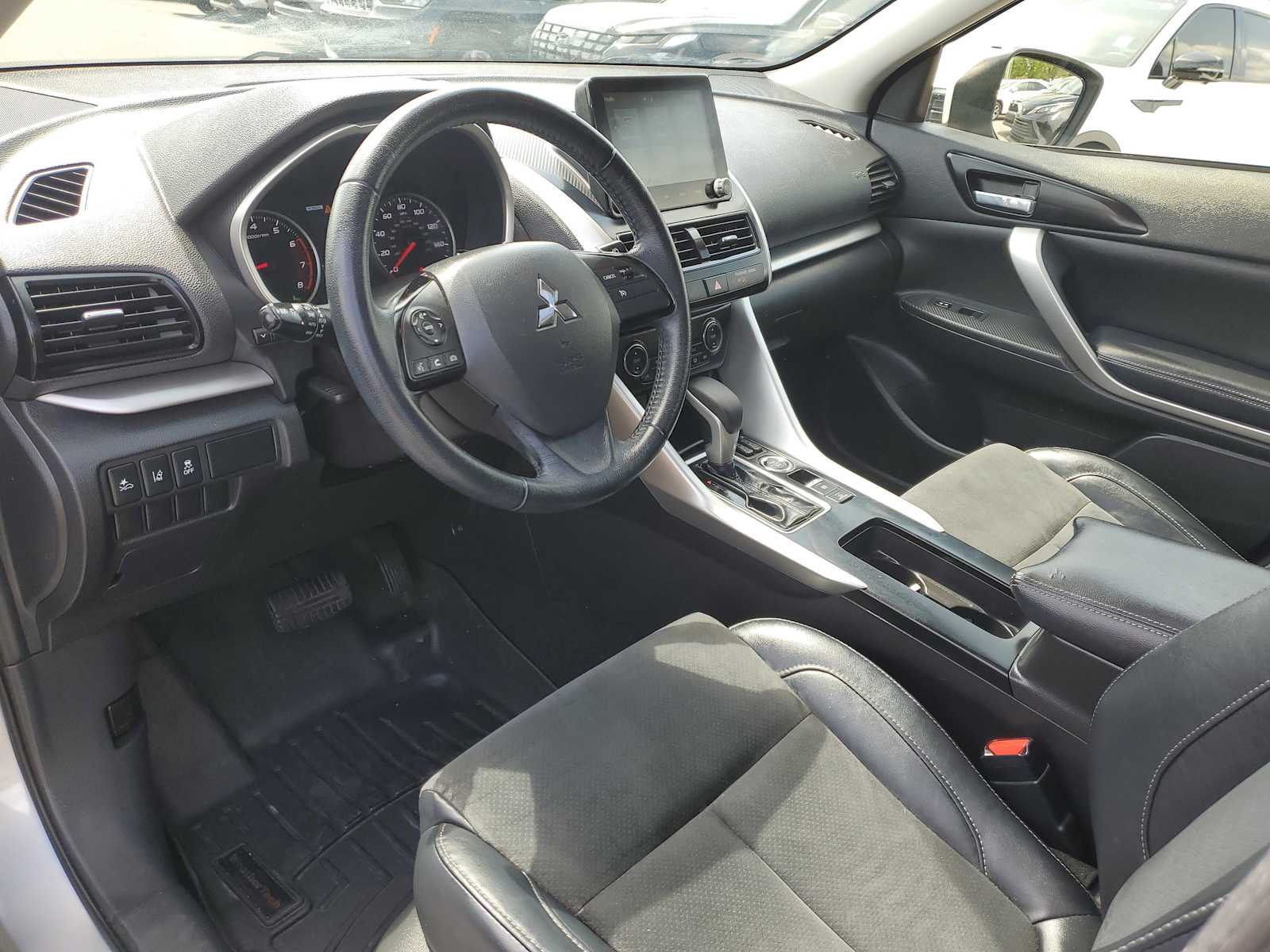 Thumbnail: 2022 Mitsubishi Eclipse Cross - 20