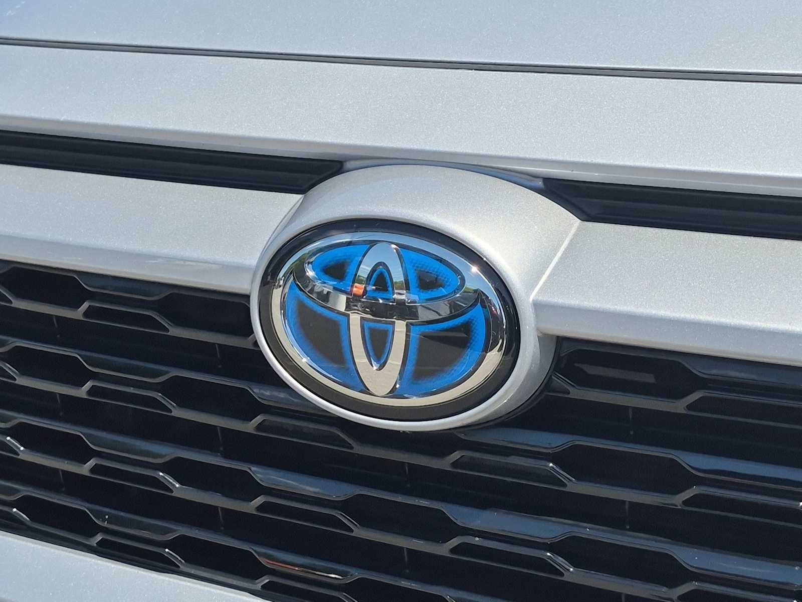 Thumbnail: 2024 Toyota RAV4 - 3