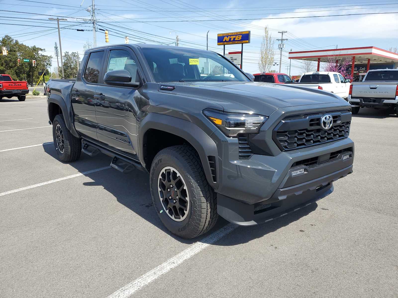 Thumbnail: 2025 Toyota Tacoma - 4