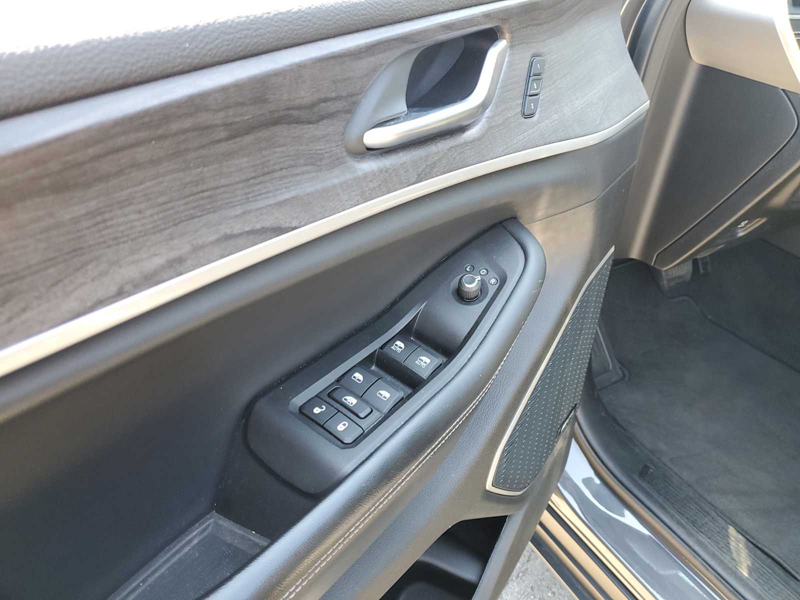 Thumbnail: 2021 Jeep Grand Cherokee L - 17