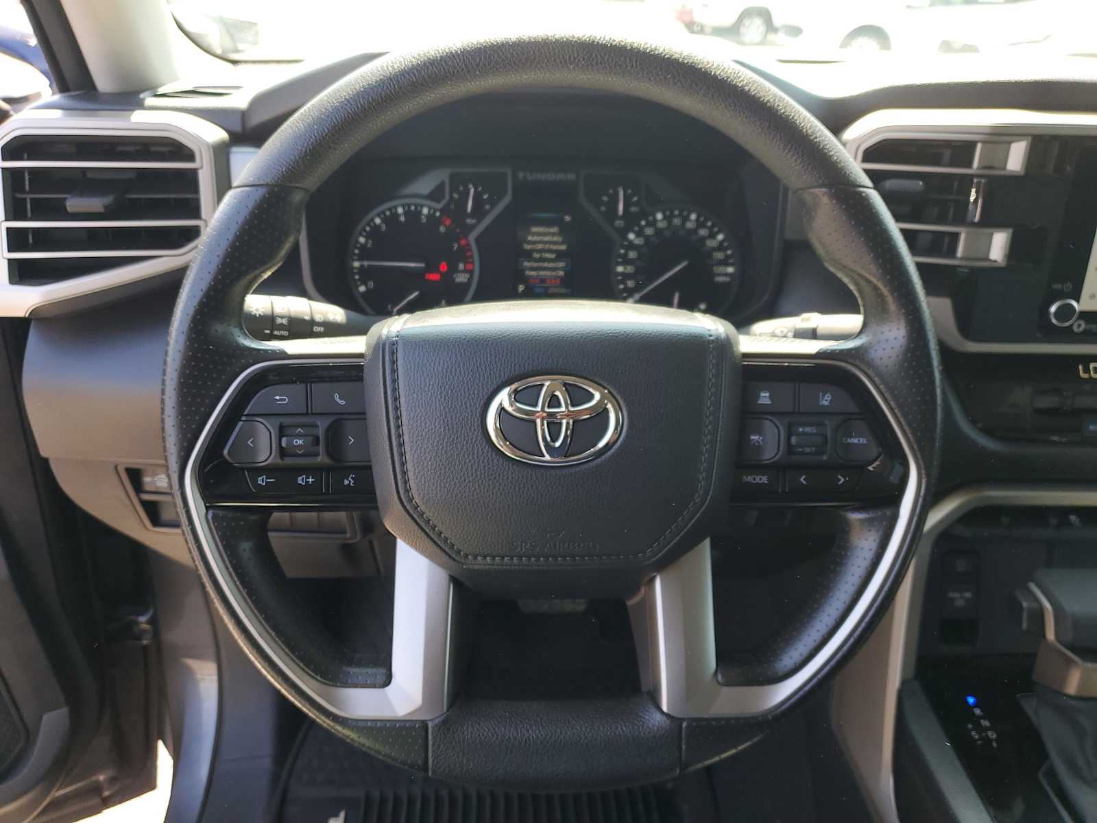 Thumbnail: 2023 Toyota Tundra - 21