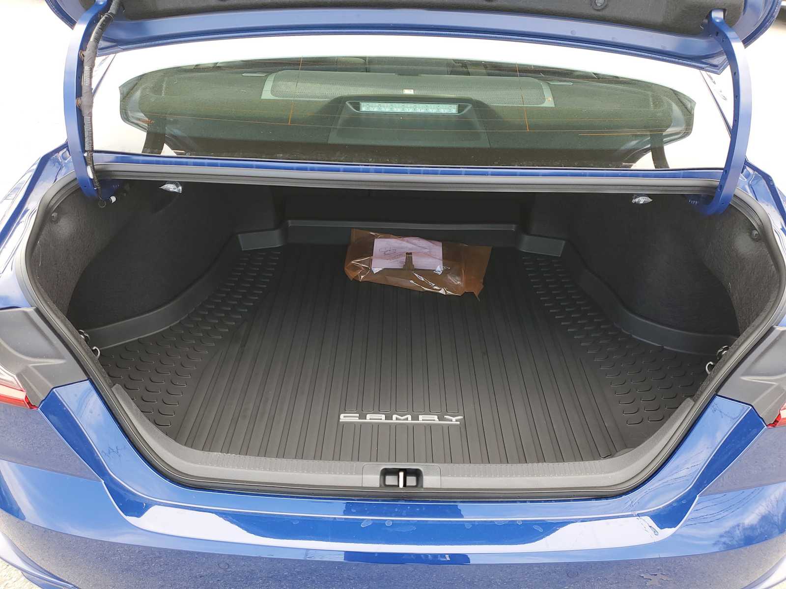 Thumbnail: 2026 Toyota Camry - 9