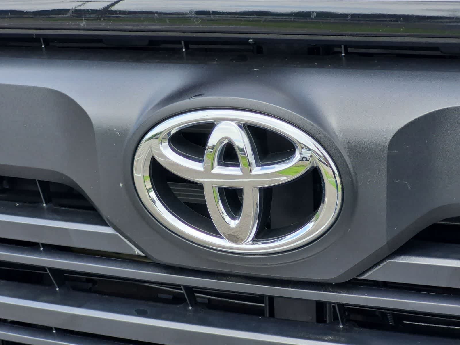 Thumbnail: 2024 Toyota Tundra - 11