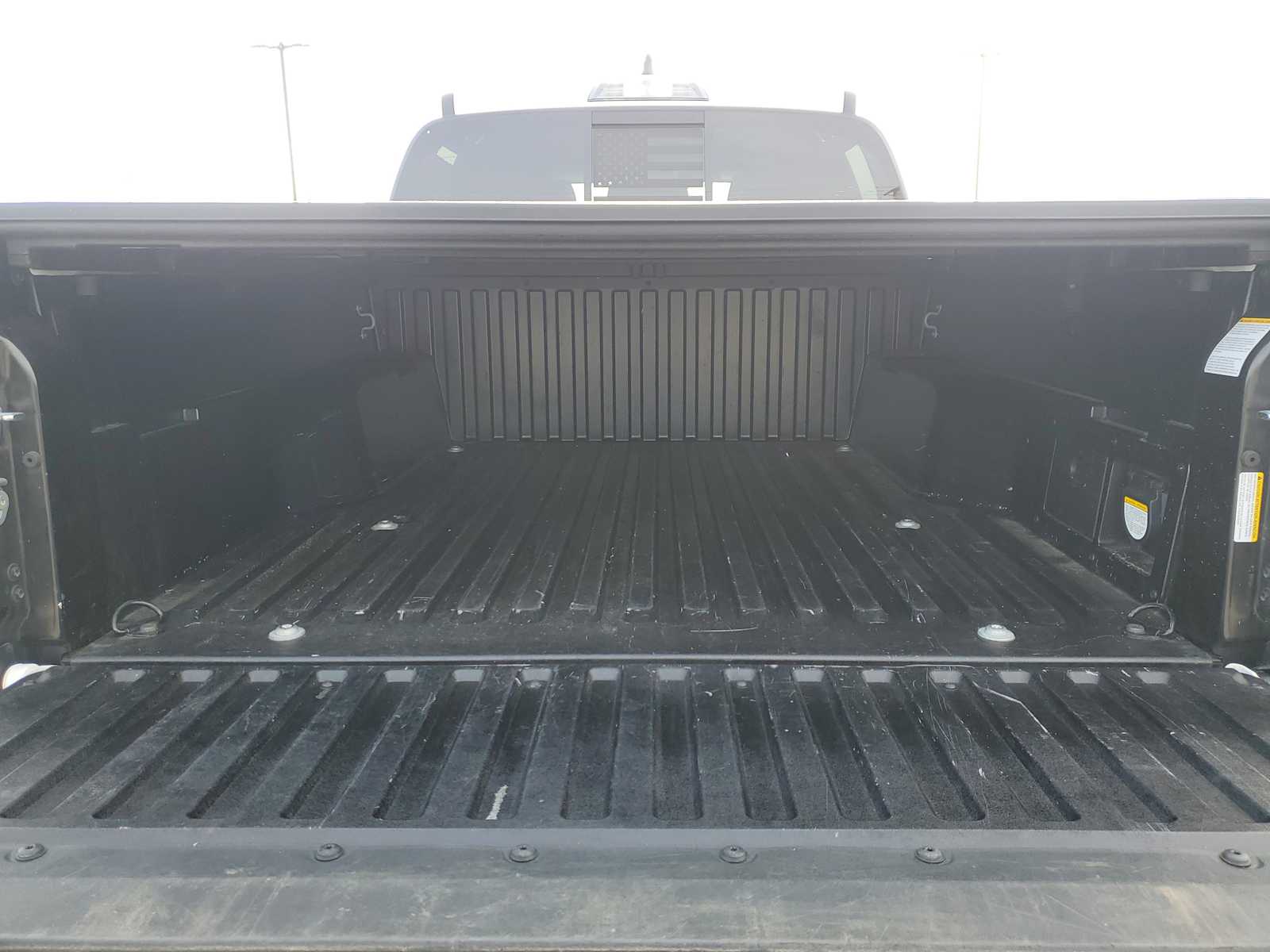 Thumbnail: 2023 Toyota Tacoma - 9