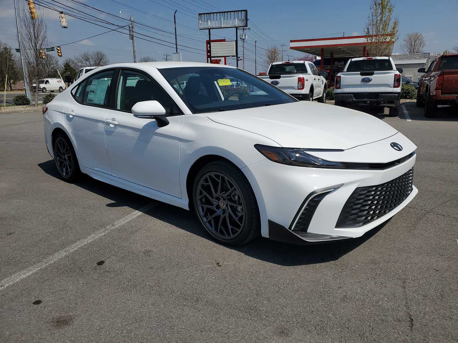 Thumbnail: 2026 Toyota Camry - 4