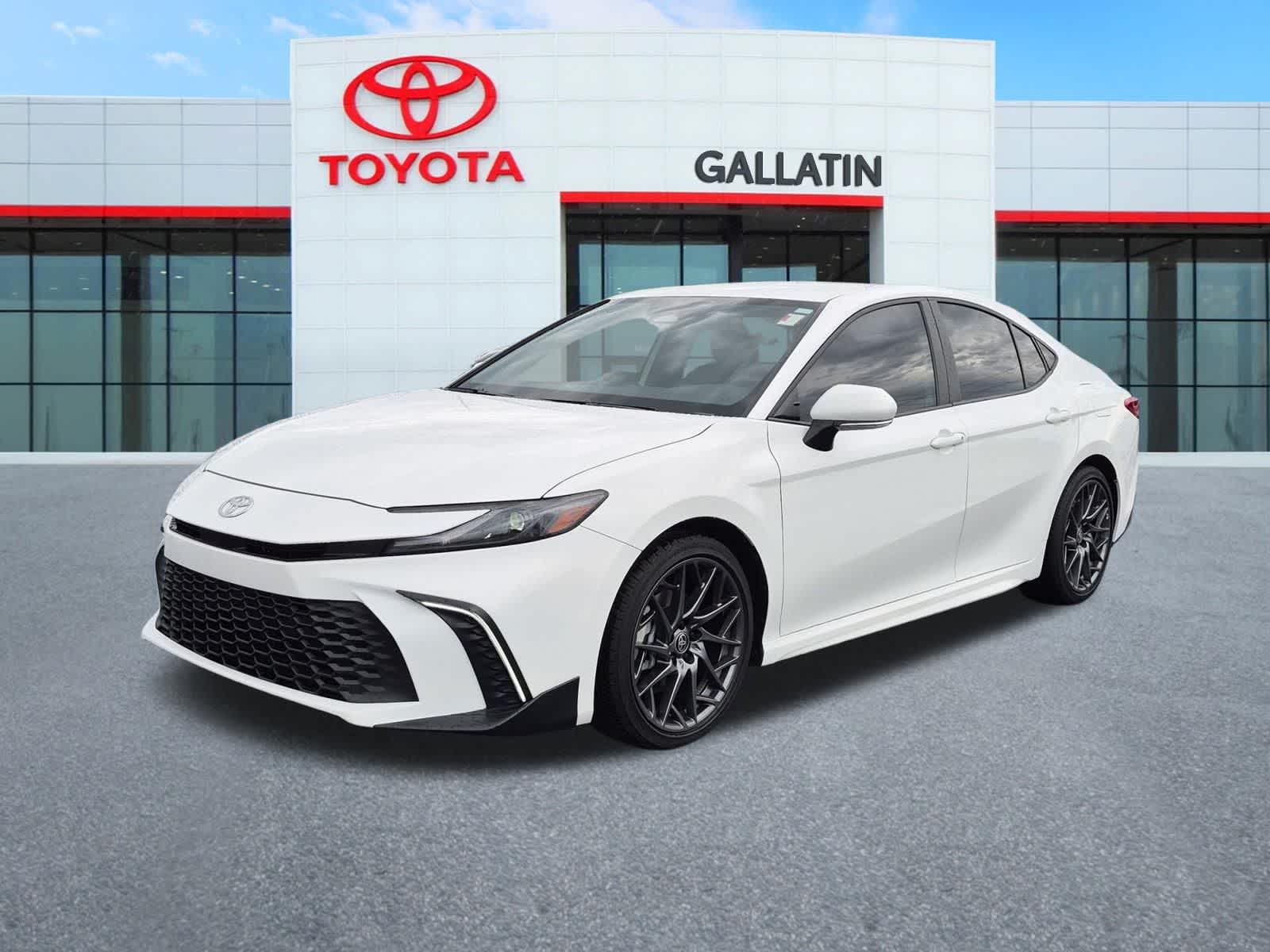 Thumbnail: 2025 Toyota Camry - 4