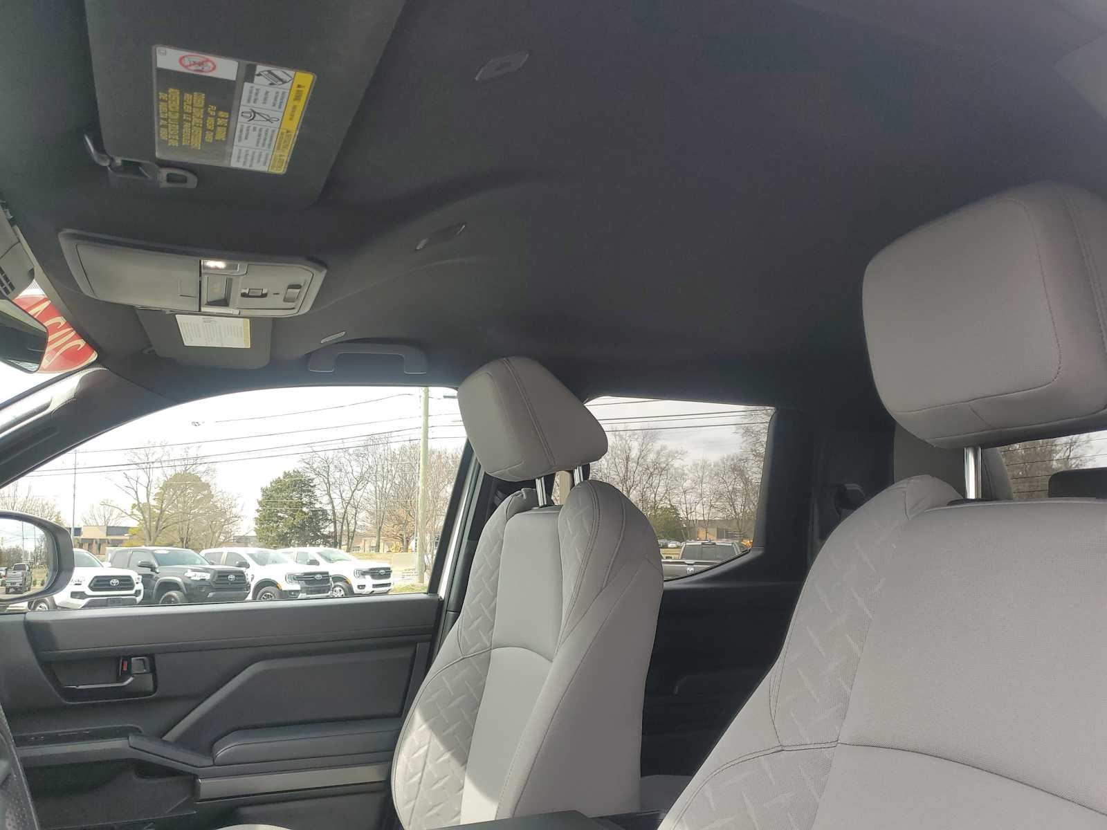 Thumbnail: 2024 Toyota Tacoma - 17