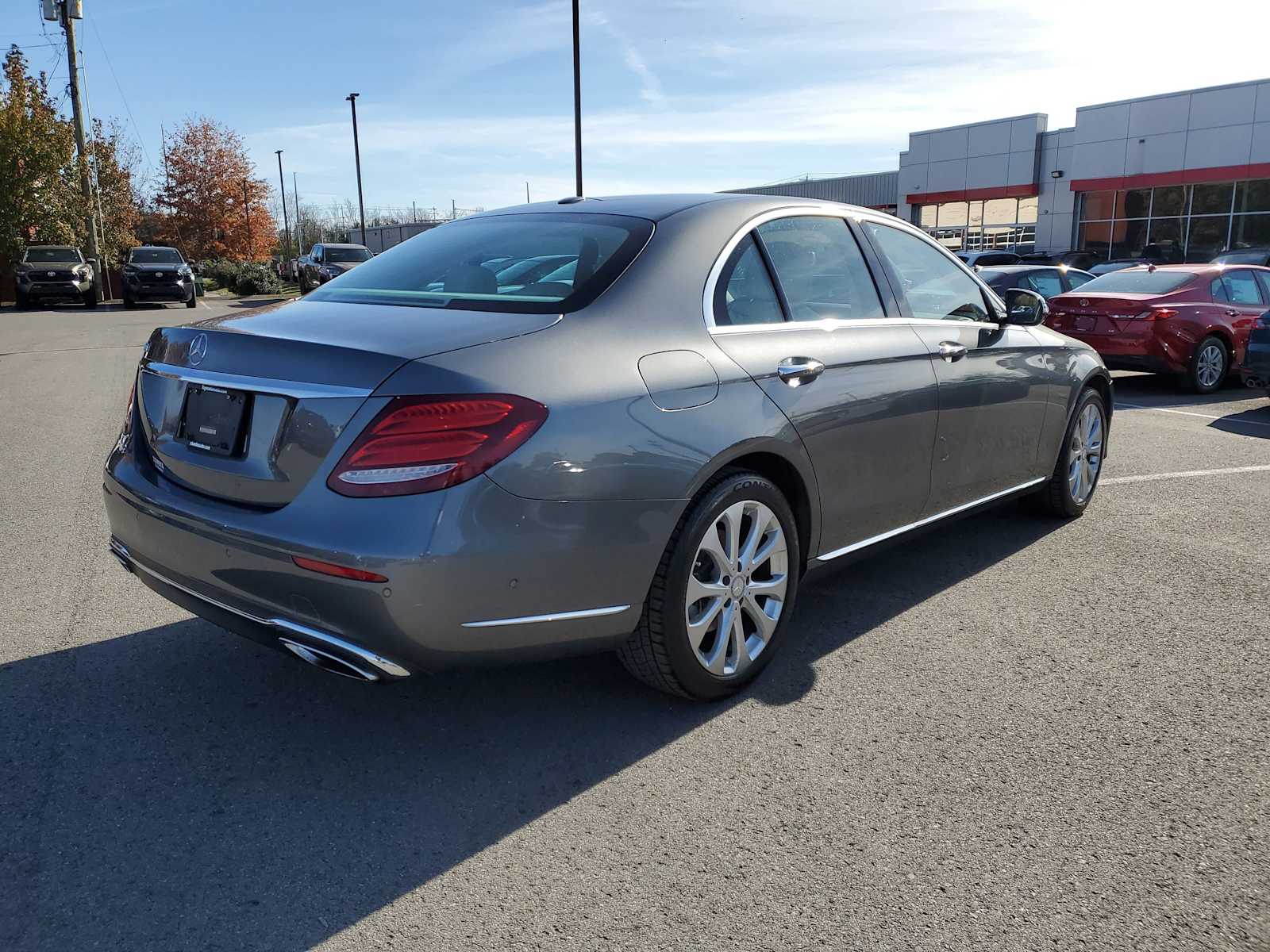 Thumbnail: 2017 Mercedes-Benz E-Class - 3