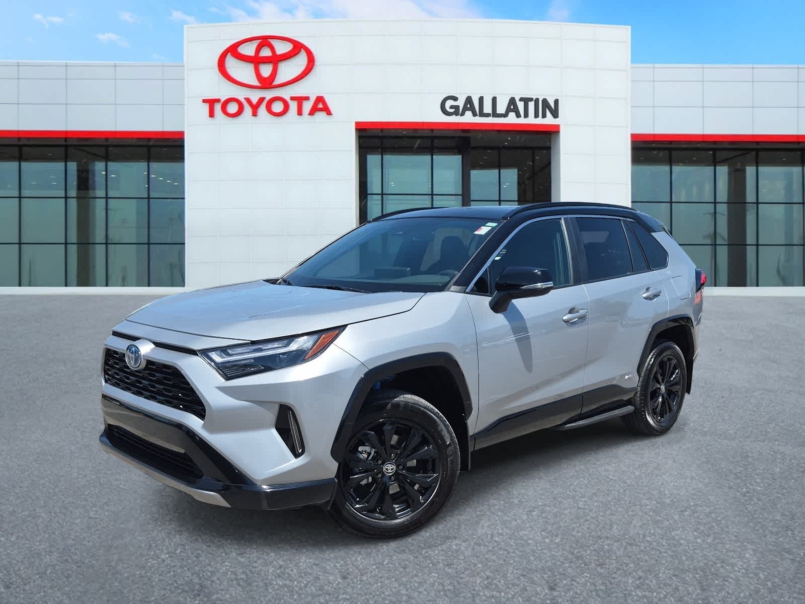 Thumbnail: 2024 Toyota RAV4 - 1