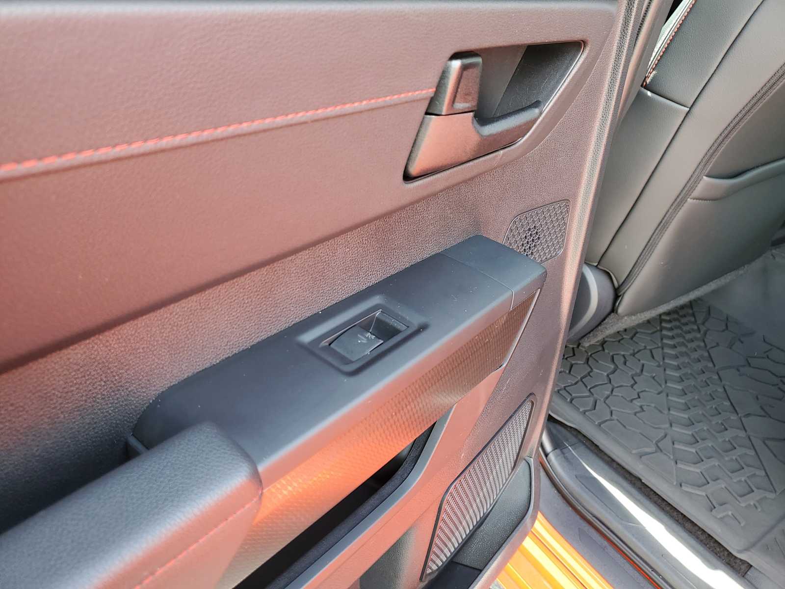 Thumbnail: 2022 Toyota Tundra - 9