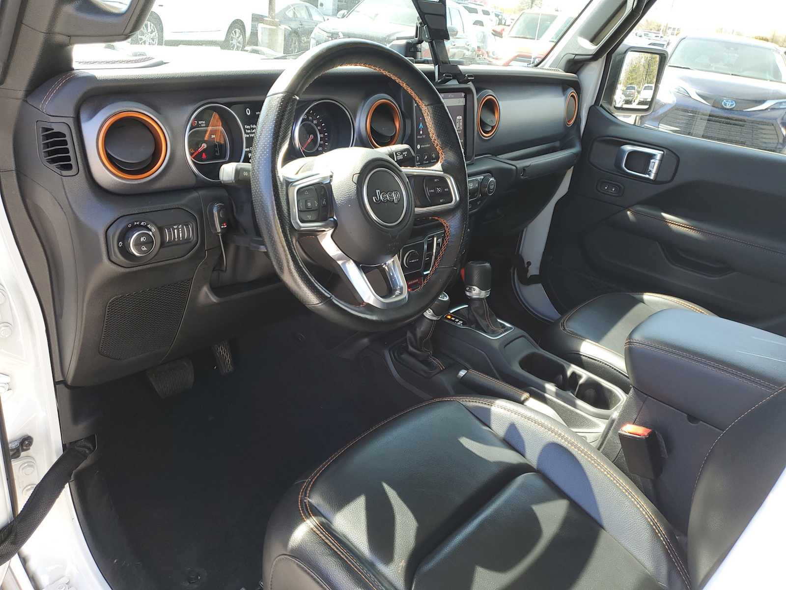 Thumbnail: 2021 Jeep Gladiator - 18