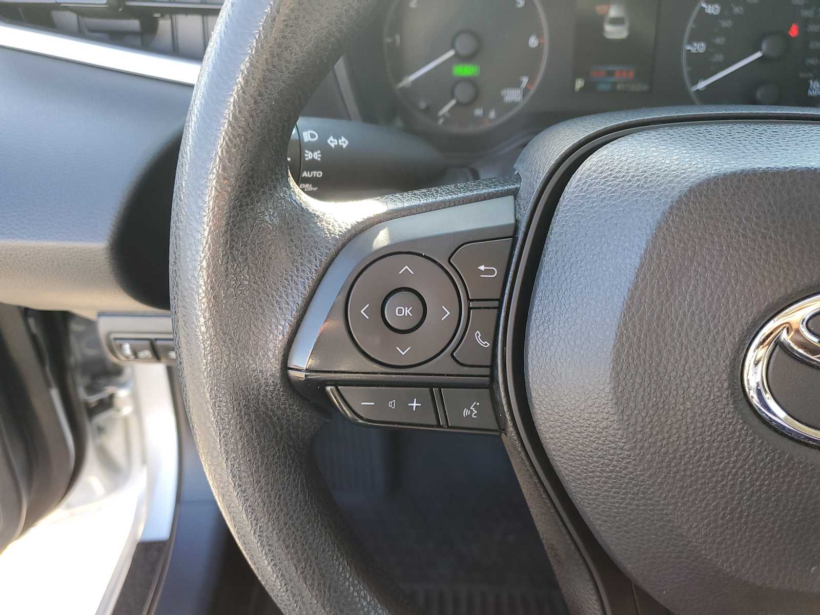 Thumbnail: 2024 Toyota Corolla - 23