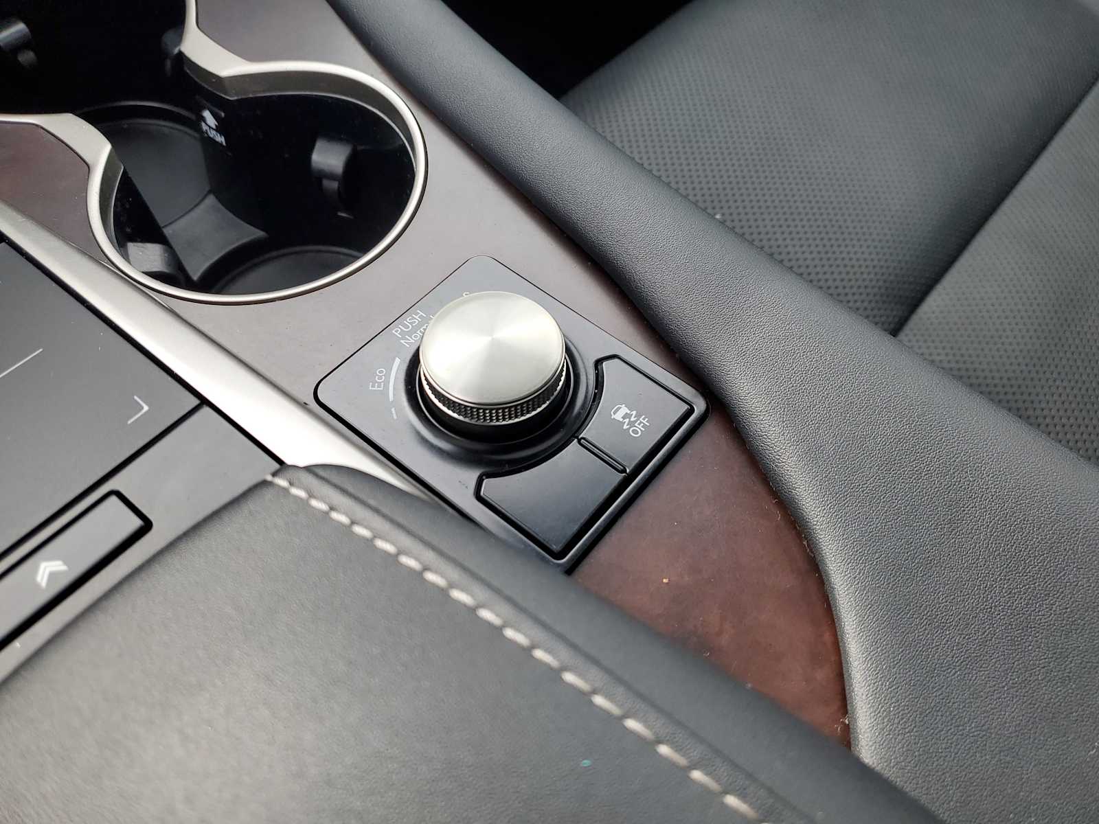 Thumbnail: 2021 Lexus RX - 35