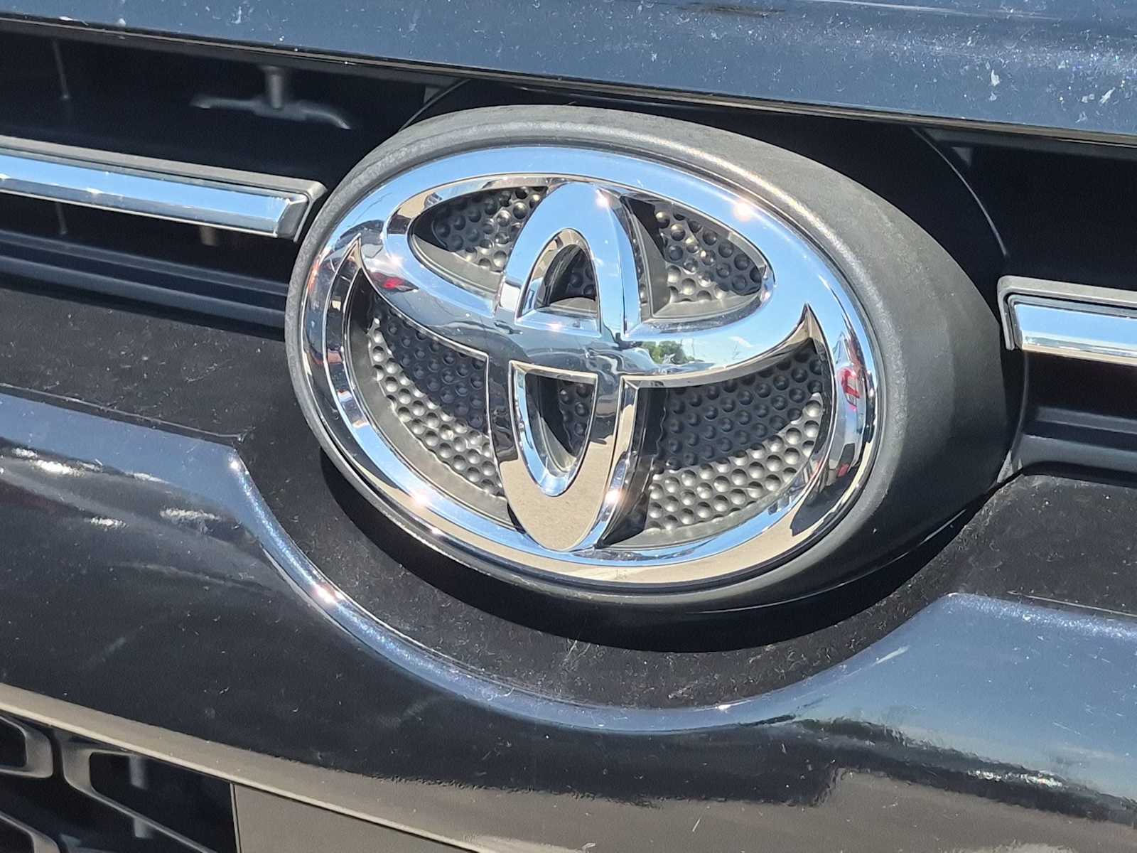 Thumbnail: 2022 Toyota 4Runner - 4