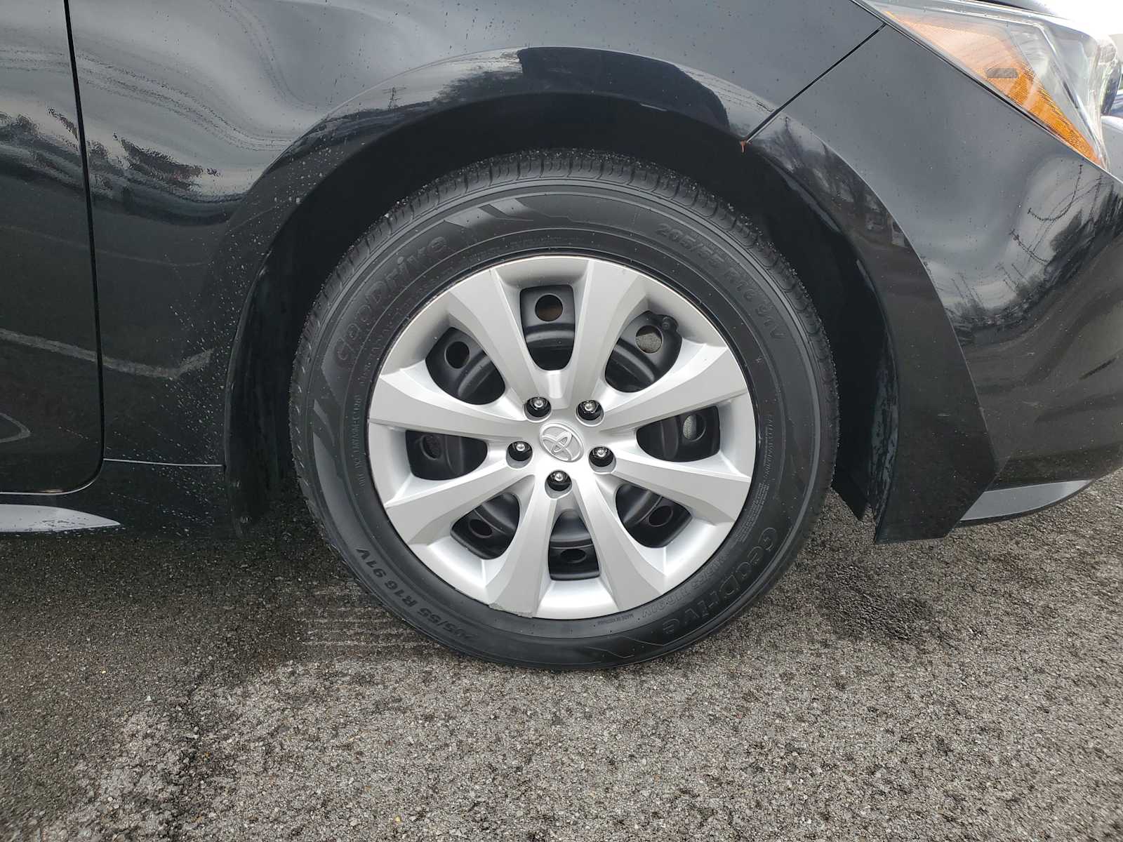 Thumbnail: 2024 Toyota Corolla - 5