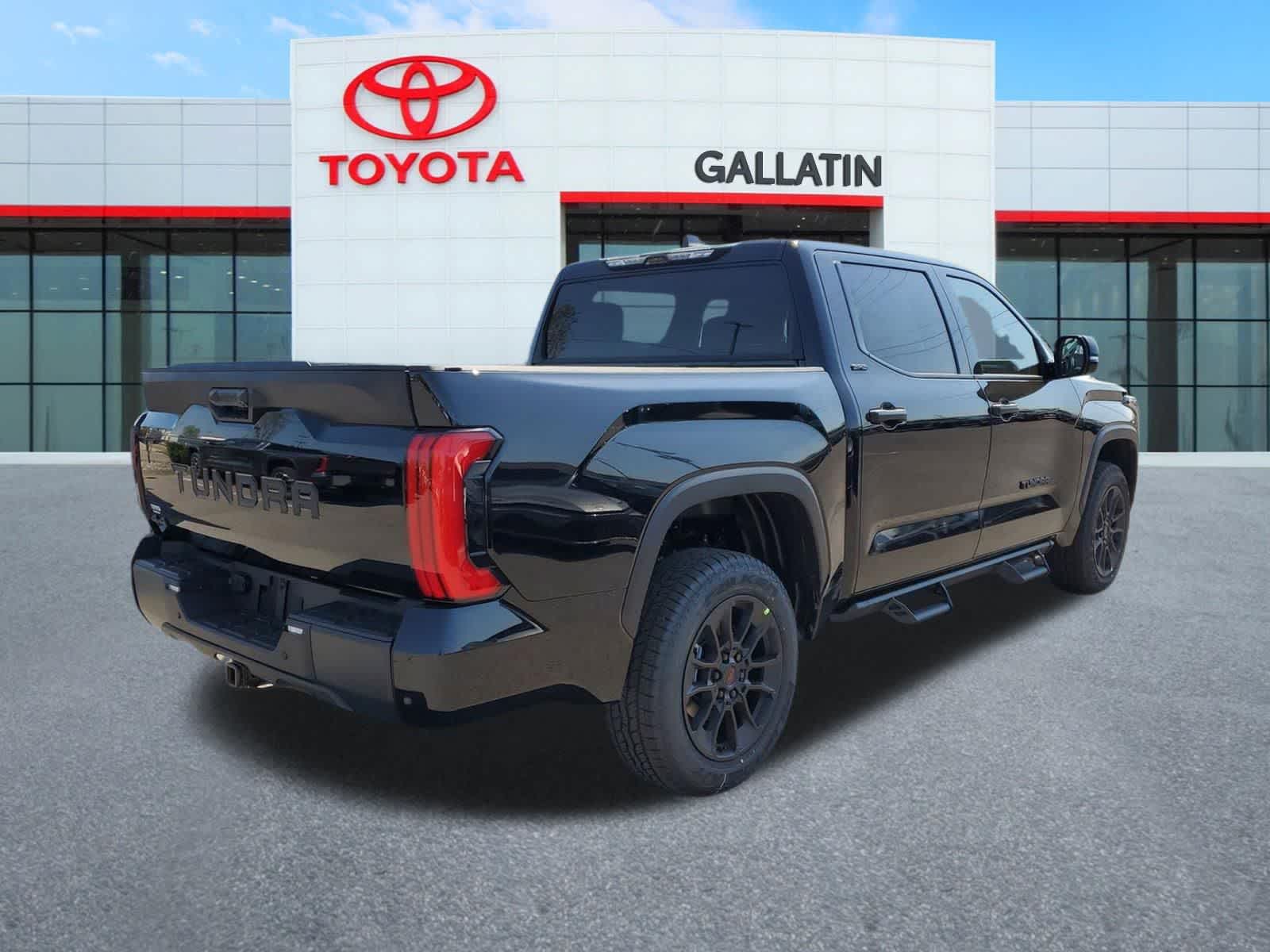 Thumbnail: 2026 Toyota Tundra - 3