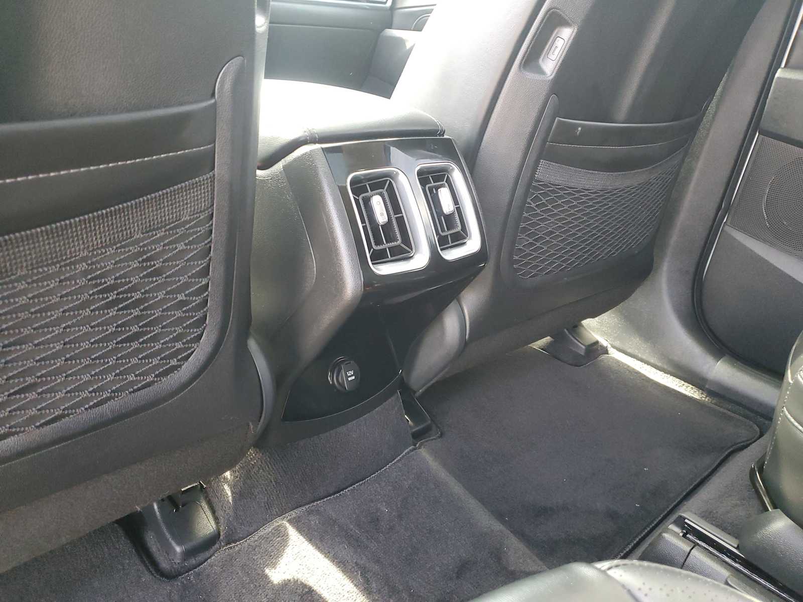 Thumbnail: 2025 Kia Sorento - 15