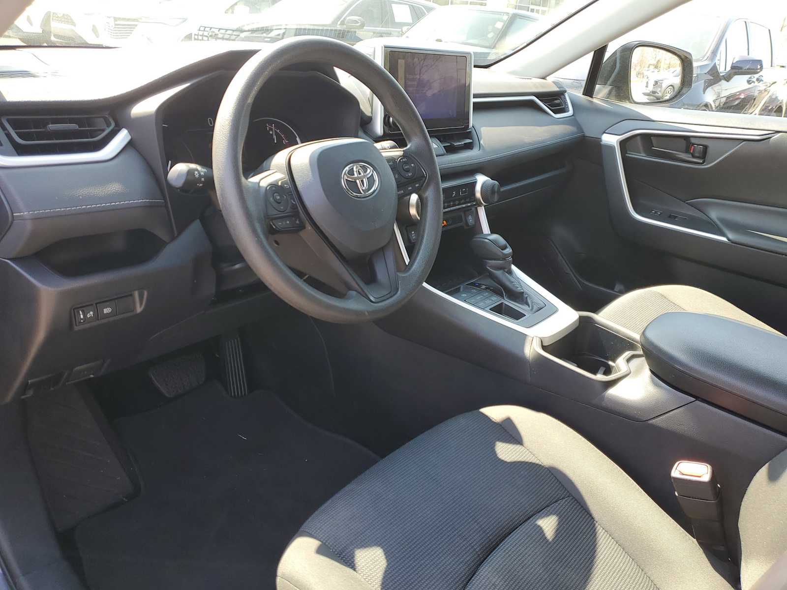 Thumbnail: 2024 Toyota RAV4 - 20