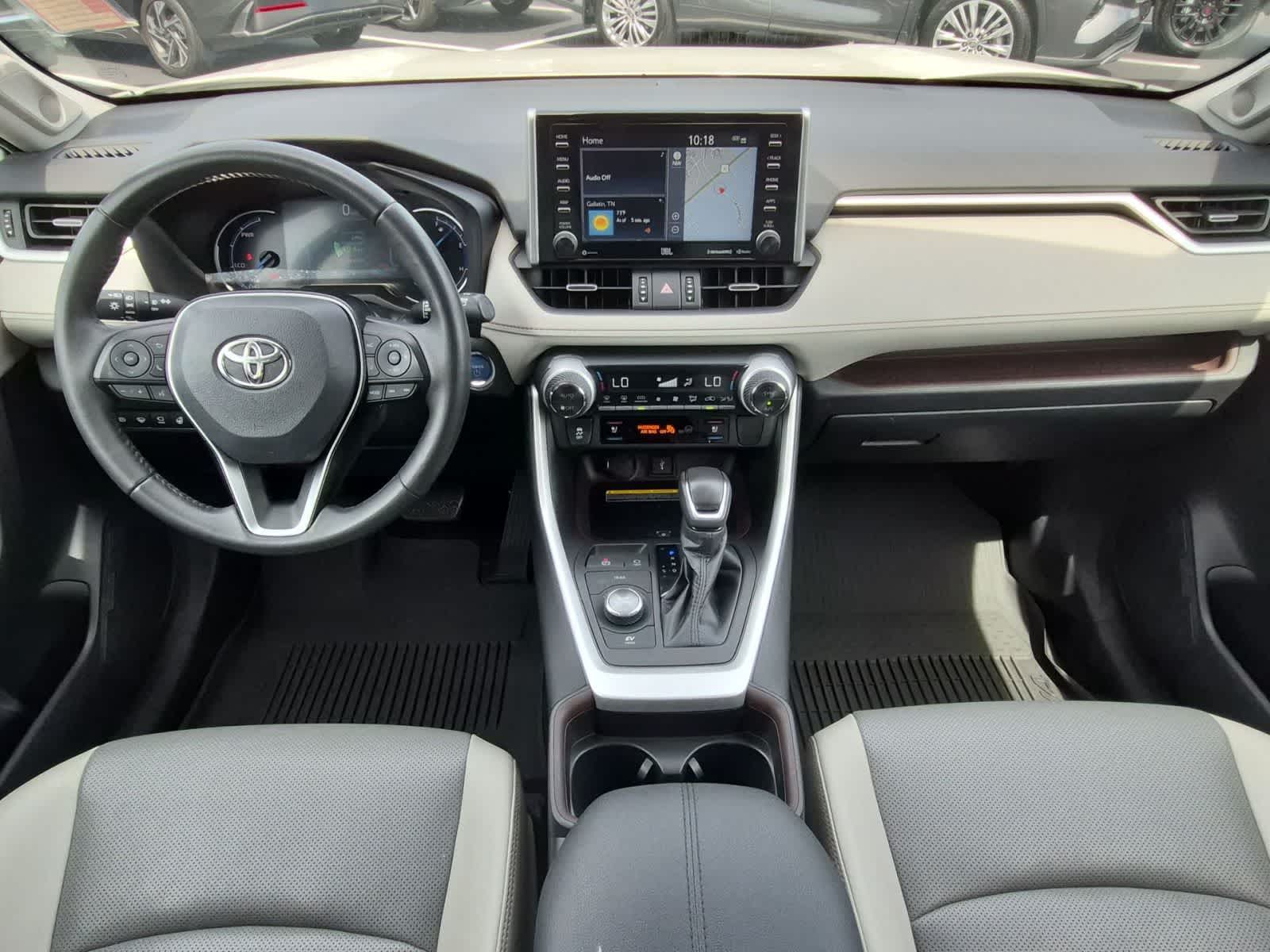 Thumbnail: 2021 Toyota RAV4 - 16