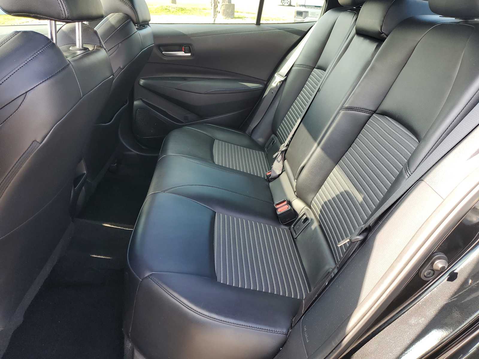 Thumbnail: 2021 Toyota Corolla - 12